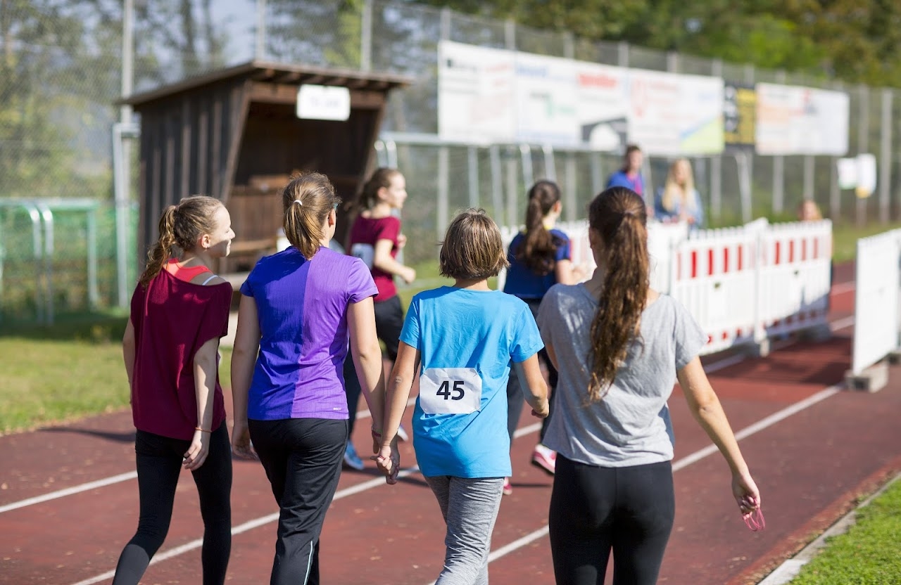 Bild vom 9. Benefizlauf im Jahr 2016. Dies ist das 163. Bild.